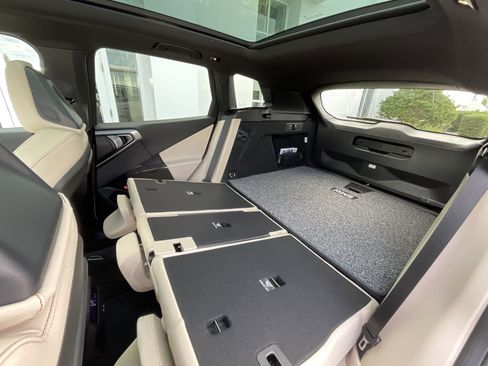 New 2026 BMW X3 xDrive30 w/ Premium Package image 30