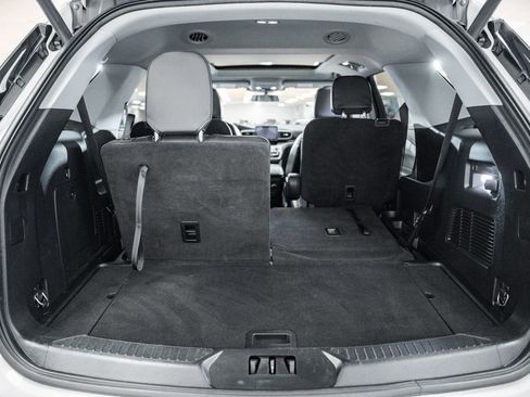 Certified 2022 Ford Explorer XLT w/ Equipment Group 202A image 22