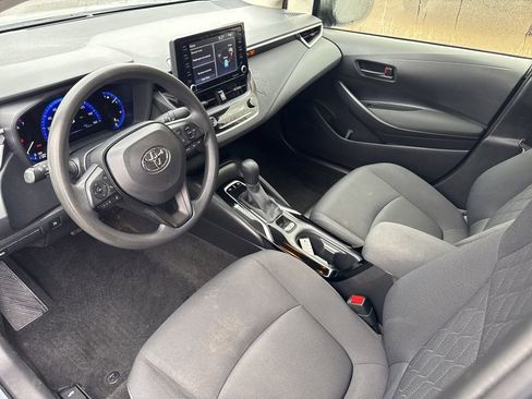 Used 2022 Toyota Corolla LE image 14
