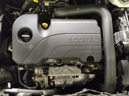 Used 2024 Chevrolet Equinox LT w/ Driver Convenience Package image 30