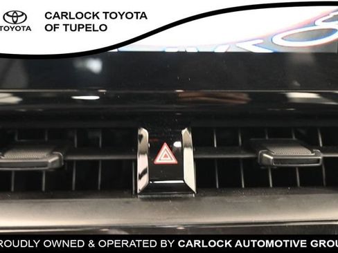 Used 2025 Toyota Corolla LE FWD image 14
