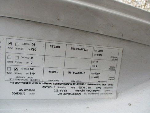 Used 2020 Chevrolet Express 4500 w/ Power Convenience Package image 6