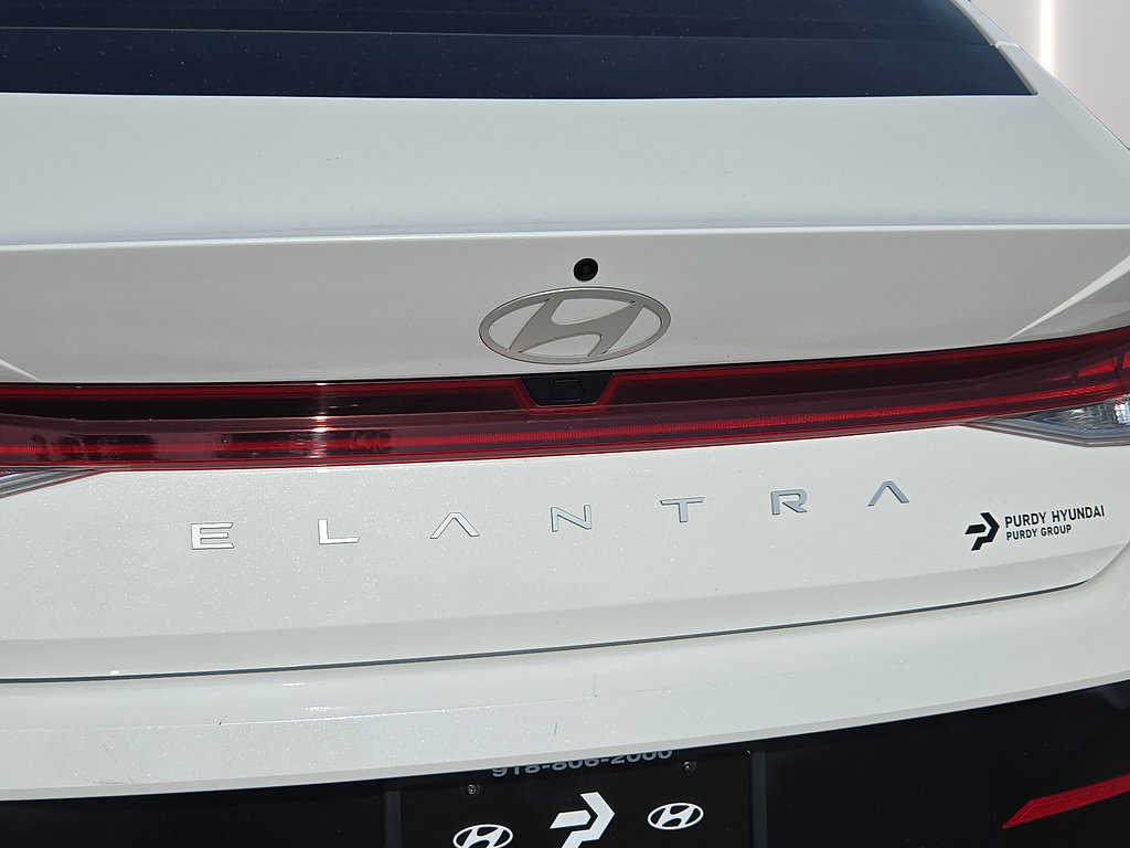Certified 2025 Hyundai Elantra SEL FWD image 34