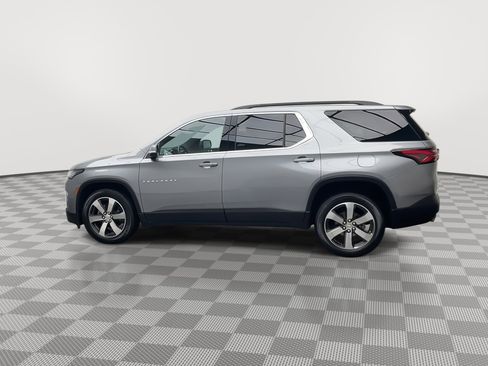 Certified 2023 Chevrolet Traverse LT w/ LT Premium Package image 40