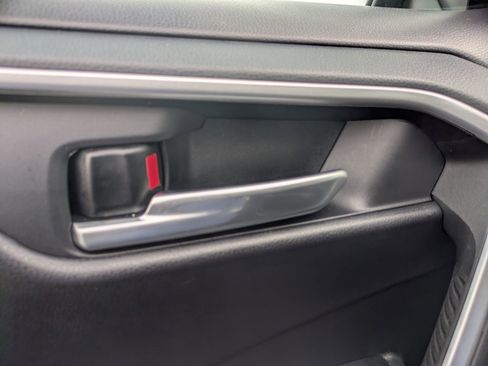 Used 2025 Toyota RAV4 XLE Premium image 15