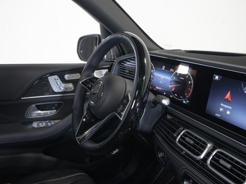 Used 2026 Mercedes-Benz Maybach GLS 600 image 60