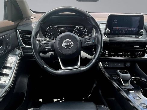 Used 2023 Nissan Rogue SL FWD image 9