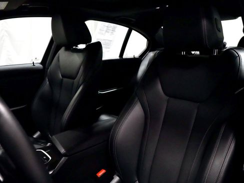 Used 2023 BMW 330i 330i w/ Driving Assistance Package image 4