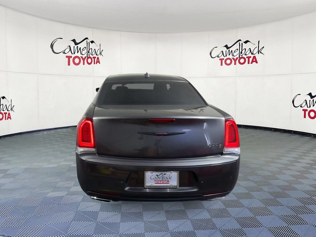 Used 2021 Chrysler 300 S RWD image 3