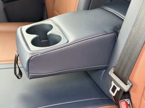 Used 2023 Ford Maverick Lariat w/ Lariat Luxury Package image 33