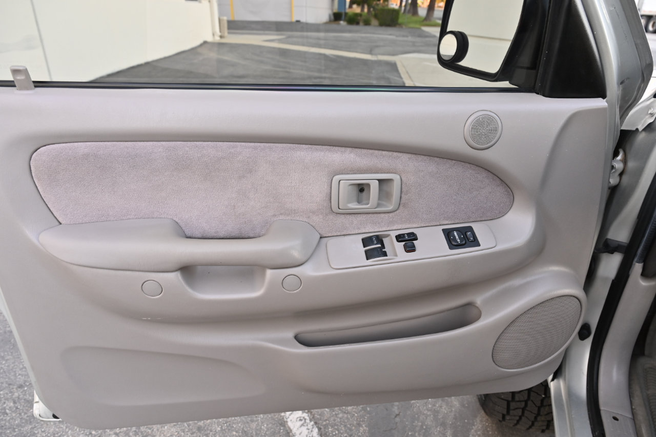Used 2003 Toyota Tacoma PreRunner RWD image 17