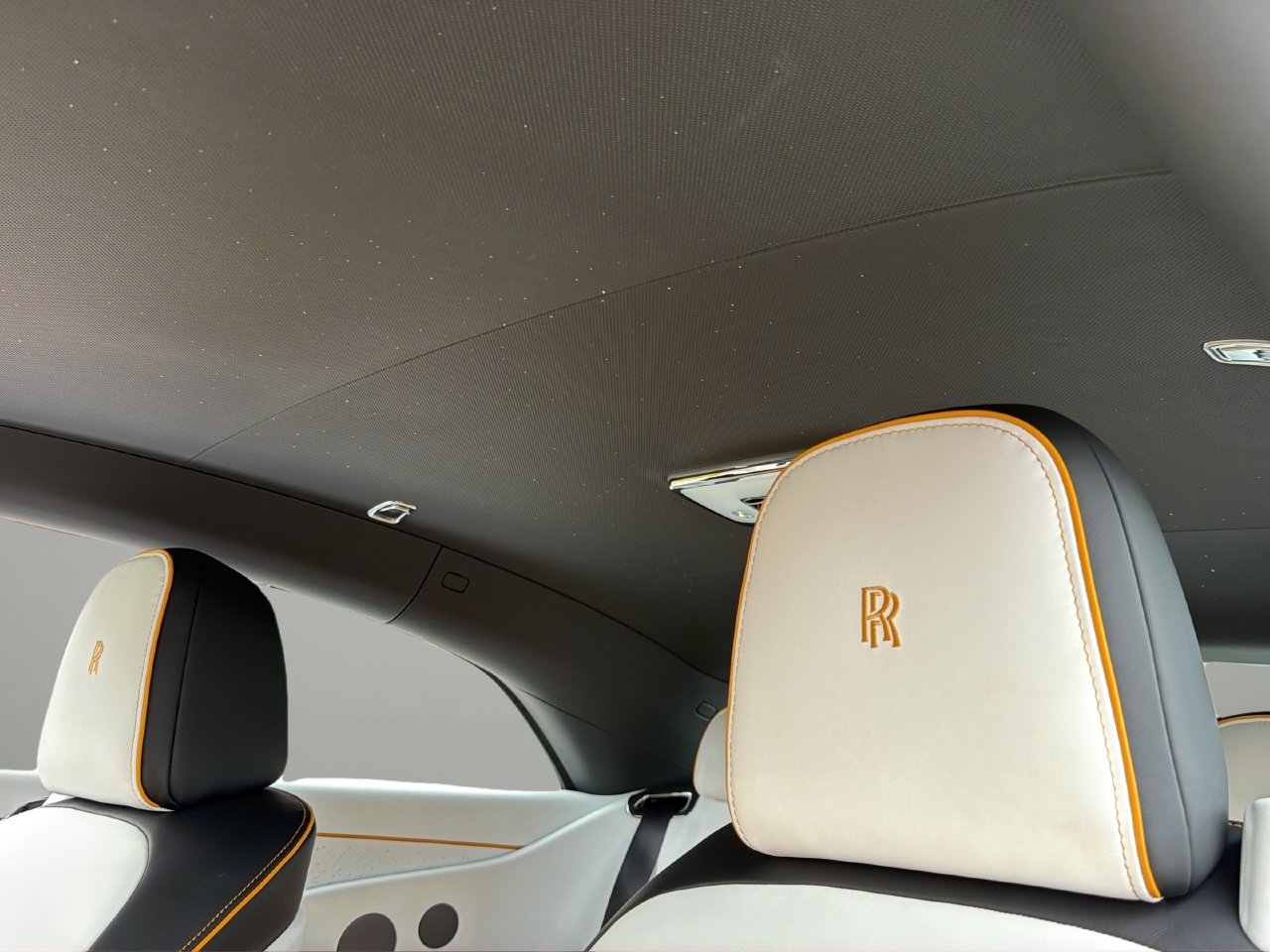 Certified 2025 Rolls-Royce Spectre Black Badge AWD/4WD image 30