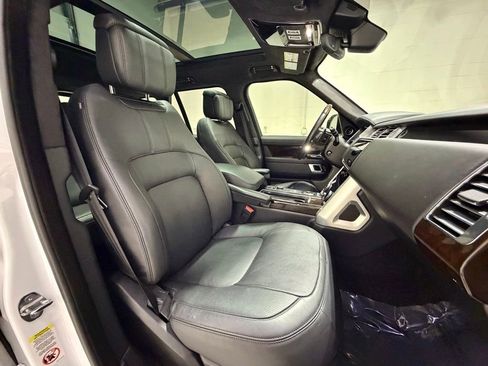 Used 2018 Land Rover Range Rover Supercharged image 36