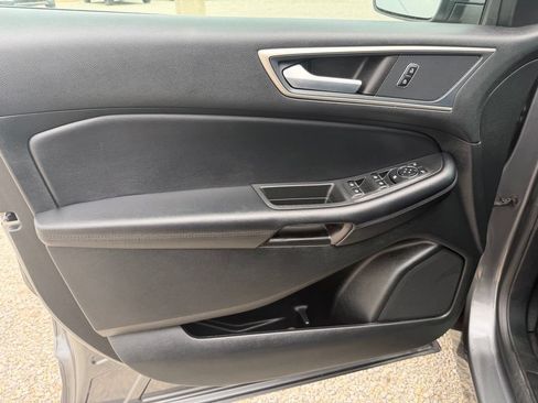 Used 2024 Ford Edge SEL w/ Convenience Package AWD/4WD image 9