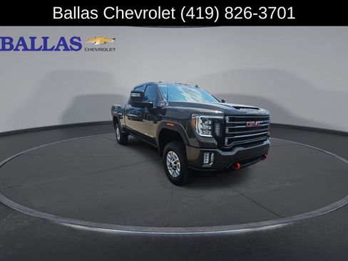Certified 2022 GMC Sierra 2500 AT4 AWD/4WD image 2