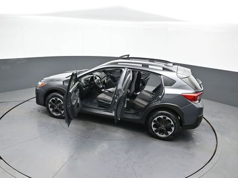 Used 2021 Subaru Crosstrek 2.0i Premium w/ Moonroof Package image 44