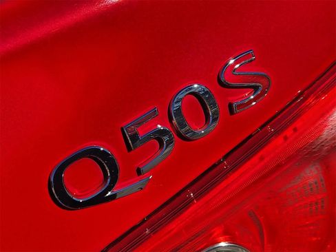 Used 2017 INFINITI Q50 Red Sport 400 image 7