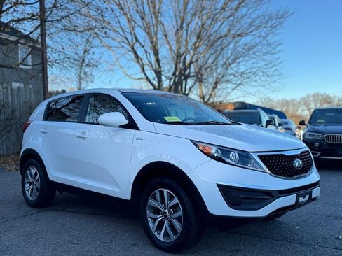 Used 2014 Kia Sportage LX image 8