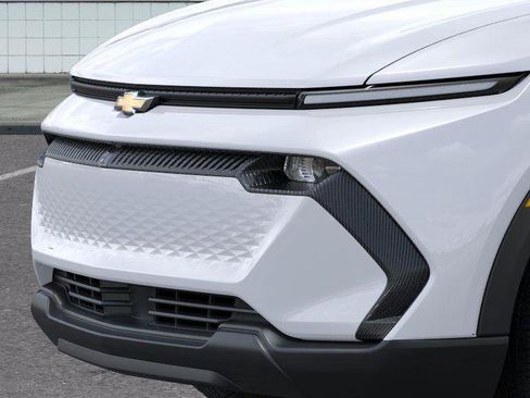 New 2026 Chevrolet Equinox EV LT image 13
