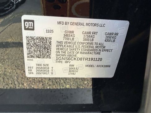 Used 2026 Chevrolet Suburban LT w/ Comfort Package AWD/4WD image 19