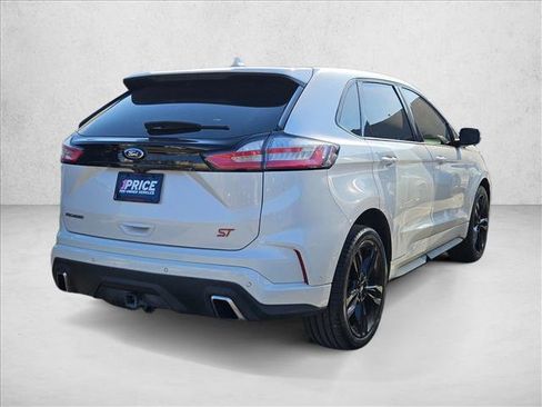 Used 2019 Ford Edge ST w/ Equipment Group 401A image 3
