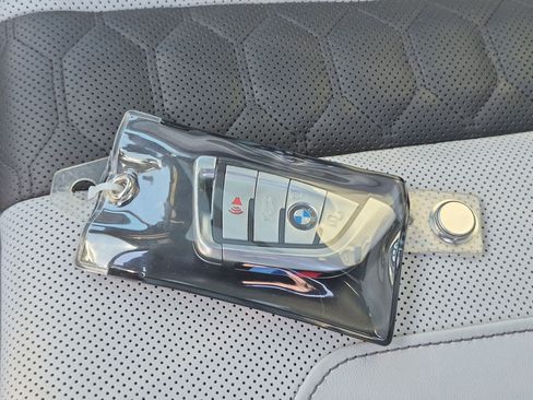 Used 2022 BMW X5 M w/ Competition Package 2 AWD/4WD image 36