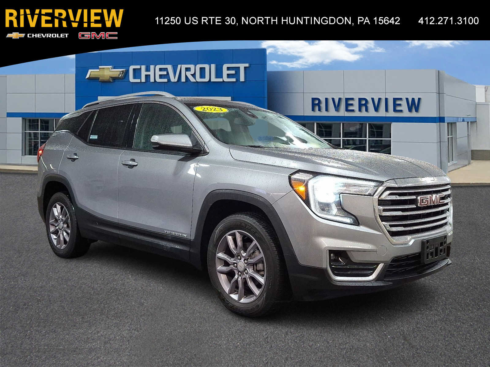 Used 2023 GMC Terrain SLT AWD/4WD image 1