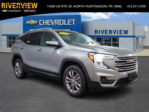 Used 2023 GMC Terrain SLT AWD/4WD image 1