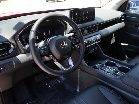 New 2026 Honda Pilot Touring image 15