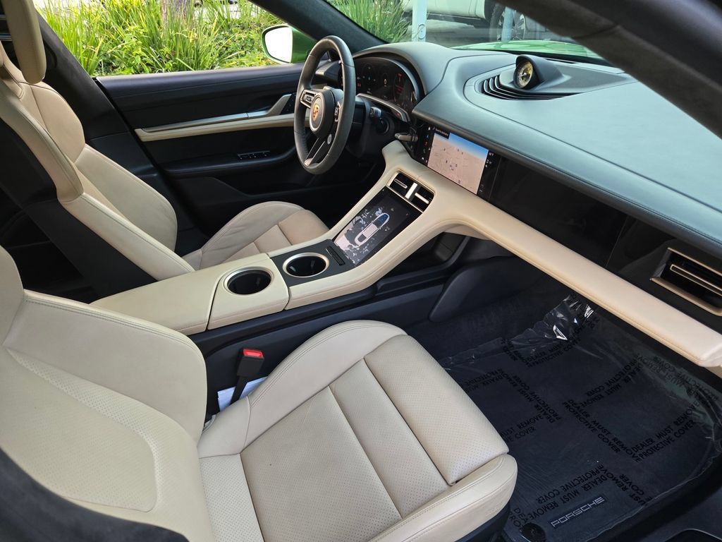 Used 2023 Porsche Taycan GTS AWD/4WD image 18