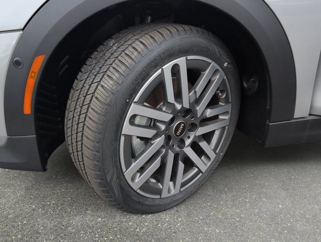 New 2026 MINI Cooper 4-Door Hardtop FWD image 26
