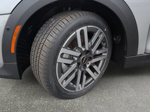 New 2026 MINI Cooper 4-Door Hardtop FWD image 26
