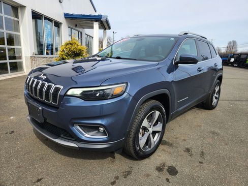 Used 2019 Jeep Cherokee Limited AWD/4WD image 5