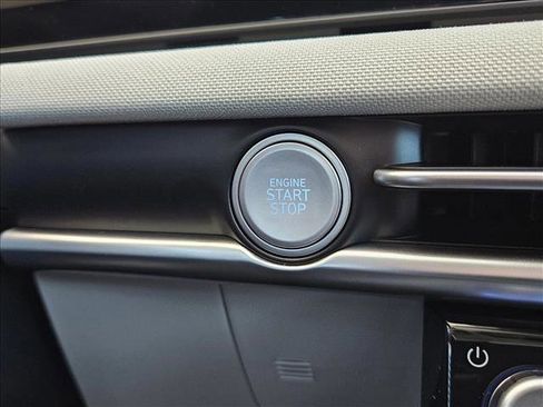 New 2026 Hyundai Tucson Limited image 21