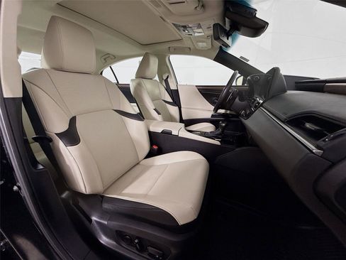 Used 2024 Lexus ES 350 w/ Premium Package image 28