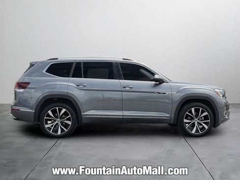 Used 2025 Volkswagen Atlas SEL Premium R-Line AWD/4WD image 5