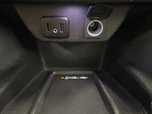 Used 2022 Chevrolet Traverse LT w/ LPO, 'HIT The Road' Package image 18