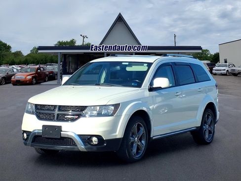 Used 2017 Dodge Journey Crossroad AWD/4WD image 1
