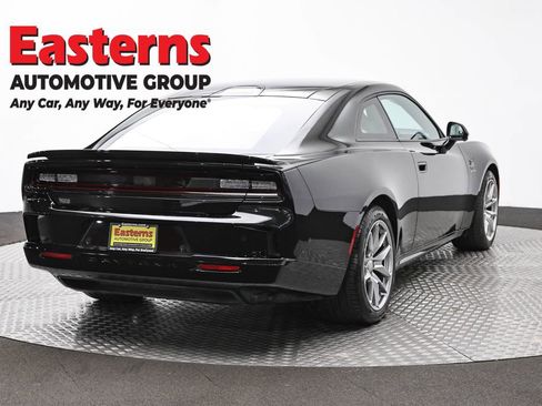Used 2024 Dodge Charger Daytona Scat Pack w/ Plus Group AWD/4WD image 5