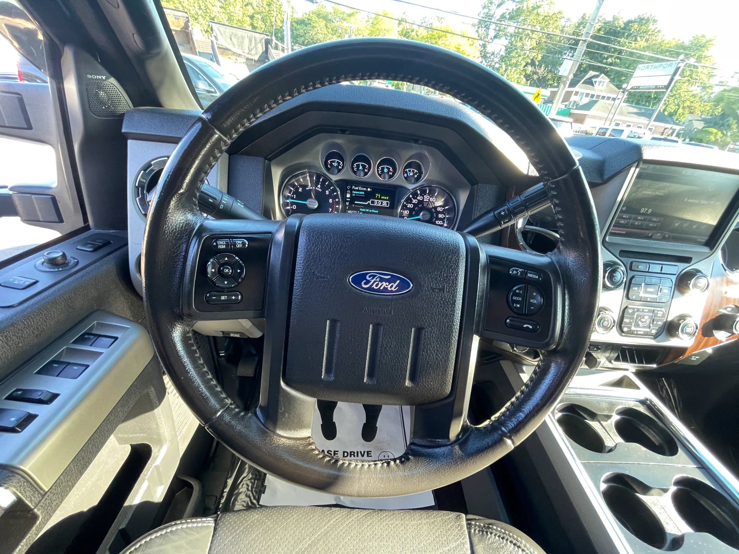 Used 2015 Ford F350 Lariat AWD/4WD image 12
