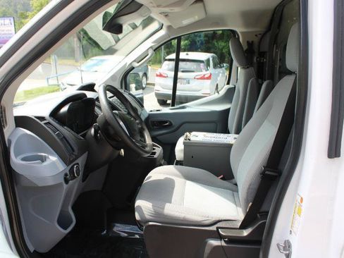 Used 2019 Ford Transit 250 148 Low Roof RWD image 31