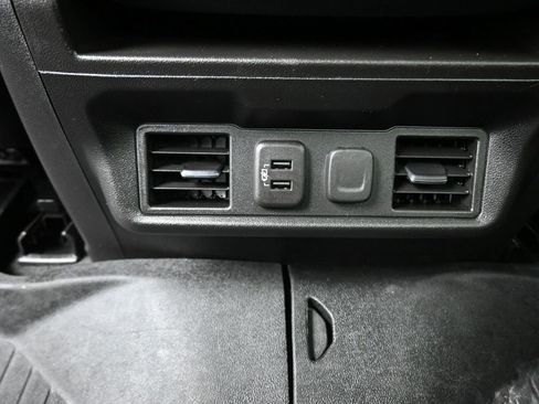 Used 2020 Chevrolet Silverado 1500 RST AWD/4WD image 38