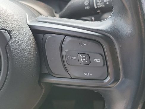 Used 2021 Jeep Gladiator Sport AWD/4WD image 13