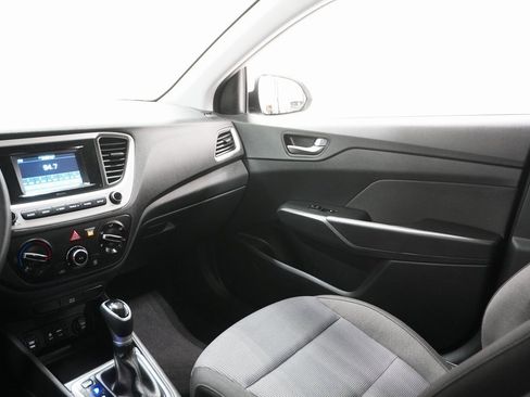 Used 2022 Hyundai Accent SE image 16