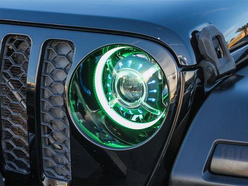 Used 2020 Jeep Gladiator Sport w/ Quick Order Package 24S image 4