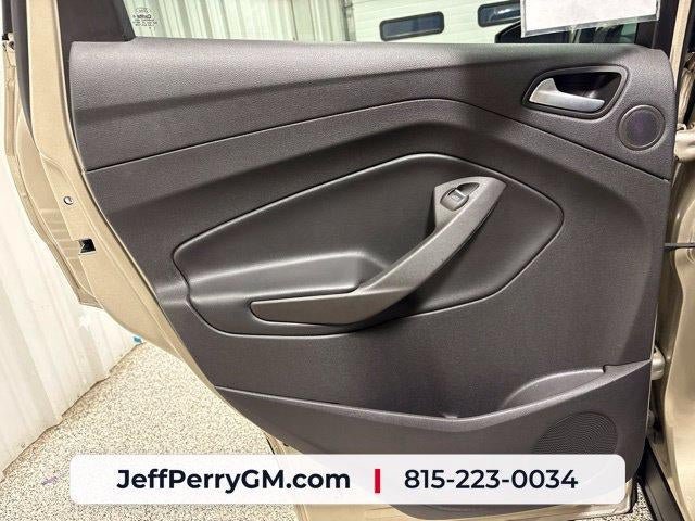 Used 2017 Ford Escape Titanium FWD image 27