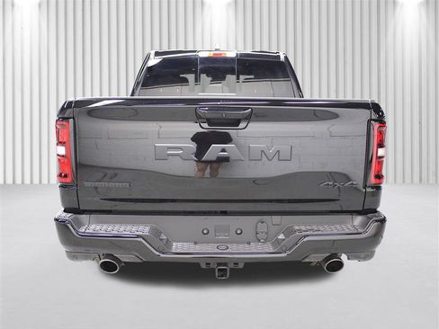 New 2026 RAM 1500 Big Horn AWD/4WD image 4