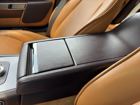 Used 2011 Aston Martin Rapide RWD image 39