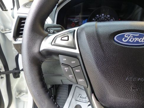 Used 2023 Ford Edge SEL AWD/4WD image 25
