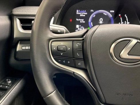 Used 2025 Lexus UX 300h FWD w/ Accessory Package (Z1) image 21